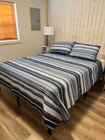 Cozy Tiny Home Cabin Near Lake Greeson & Kirby Landing – Pet-Friendly! - Image 4