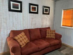 Cozy Tiny Home Cabin Near Lake Greeson & Kirby Landing – Pet-Friendly! - Image 3