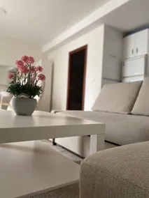 Plaza España Apartment - Image 5