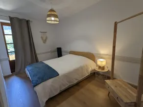 The house on the water - Image 3