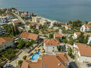 Apartment Clementin mit Meerblick und Gemeinschaftspool - EOS CROATIA - Image 4