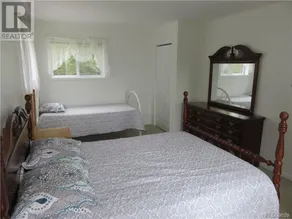 Cheerful One Bedroom Cottage with BBQ Grill - Image 3