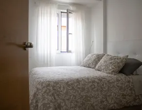Renovated and sunny apartment in Gijón with garage - Image 4