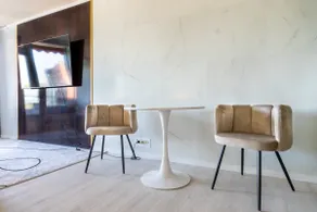 GelsenDesign III | Netflix | Balcony | Central - Image 3