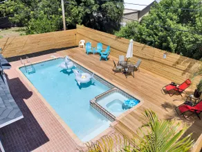 Shark Tank Getaway | Heated Pool and Hot Tub - Image 2