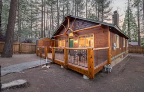 Location, Location, Location!! Emerald Isle Cabin - Image 2