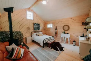 A lovely 1 bedroom cabin getaway. - Image 3
