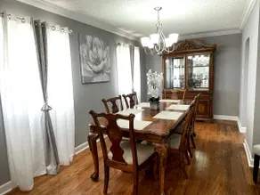 Beautiful,Spacious,Quiet Residential Home - Image 2