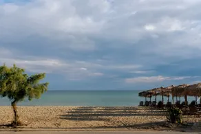 Beachfront Vintage House Kallikratis - Image 2