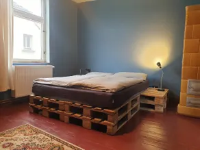 Spacious apartment in the old town - Image 3