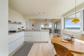 Modern relaxing apartment (6p) with sea view/swimming pool & garden - Image 3