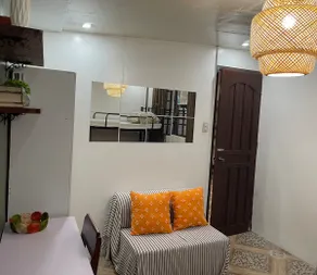 Enzo’s guest room with free parking - Image 2