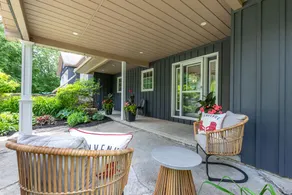 8BR Lakefront Retreat/ Sleeps 16 / 2 Hot tubs - Image 4