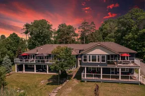8BR Lakefront Retreat/ Sleeps 16 / 2 Hot tubs - Image 2