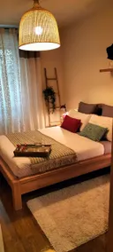 Apartment with fireplace in Casco Antiguo - Image 4