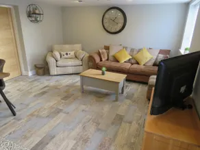 THE TACK ROOM A COSY MEWS COTTAGE, ONLY 1 MILE FROM THE BEACH - Image 5