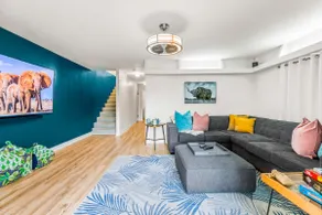 Mile to Beach! Private, Family & Pet Friendly Oasis! Pool Table & Hot tub! - Image 3