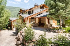 Stunning mountainside home in West Vail - Image 4