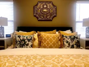 Very comfortable 2 br / 2 ba with parking on site. - Image 3