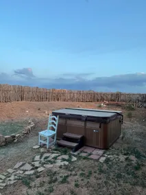 Spacious 3 bedroom home with 360 views & hot tub - Image 4