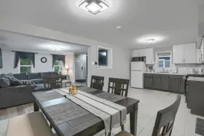 Discover Nature’s Glory! Perfect Family Home - Image 3