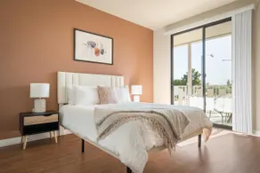 Walkable Spacious Apartment w/ Pool - Image 4