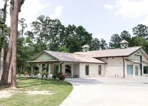 The Inn at Stillwood Estate - Image 4