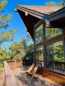 Creekside Cabin | Tub, Grill, Fireplace & Yosemite - Image 5