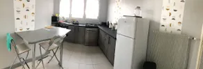 Newly renovated apartment with parking - Image 5