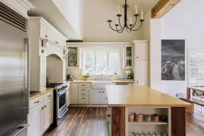 Riverfront cozy farmhouse near Rhinebeck - Image 5