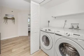 New Renovated condo with an incredible view!!!! - Image 3