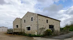 Zen studio and quiet pool - Image 4
