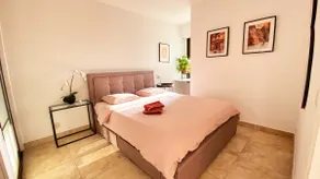 Sunset Vibes Luxury Appartment - Image 3