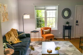 The Orange House - Only 4 Minutes from LU - Image 3