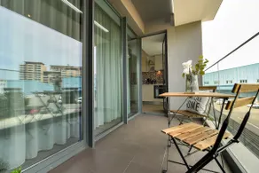 ELEGANCE | Cloud9 Modern Apt - Image 5