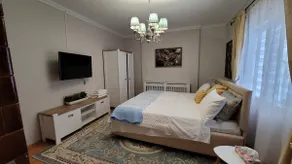 Gardenia Cottage with beautiful garden - Image 4