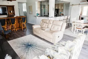 Lux Home on Gulf w/Private POOL & 50ft Dock - Image 4