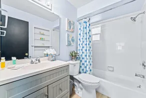 Quiet Downtown Sarasota Villa. 2 bed 2 bath. 644 - Image 3