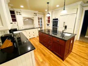 A 7100 sq ft FUN house that sleeps 30! - Image 4