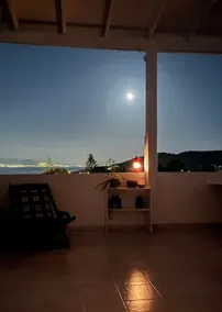 Traditional Greek summer house close to the sea - Image 5