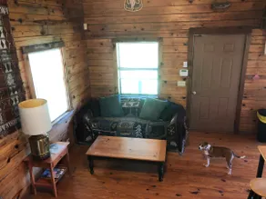 Private, Cozy Log Cabin in Ozark National forest - Image 5