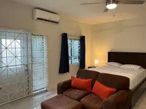 Luxury Studio Apt with Rooftop Pool - Image 3