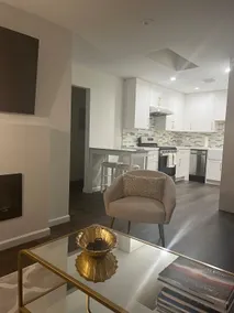 Burbank White House 2 bedrooms - Image 3