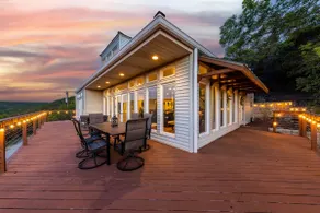 Hillside Glass House Nestled in Bird Sanctuary - Image 2