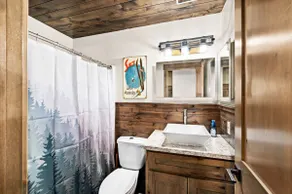 Rustic Chalet | Ski-In/Out | Hot Tub, Pool, Gym - Image 4
