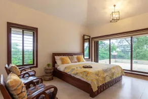 4BR+Pvt lawn, gazebo+StayVista-Valencia @Lonavala - Image 2