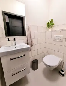 Florian Garden Apartment with private parking - Image 5