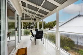 Lovely 4 bedroom home with resort amenities - Image 2