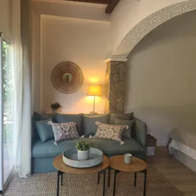 Loft in the woods with a garden · Costa Brava - Image 4