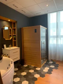 L'Appart d'Hugo: Wellness Cocoon - Sauna & Balneotherapy - Image 2